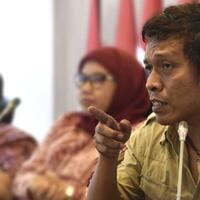 tak-tega-adian-napitupulu-cabut-pengaduannya-soal-penyebar-hoax