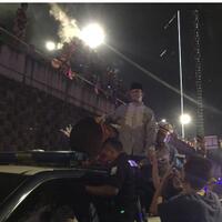 saat-gubernur-dki-takbir-keliling-jakmania-tagih-janji-bangun-stadion