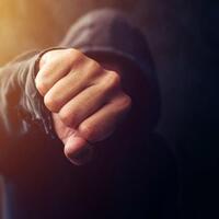 wartawan-cnbc-indonesia-dan-keluarga-dikeroyok-di-cisarua92