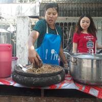 ternyata-rujak-cingur-60ribu-porsinya-jumbo