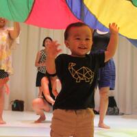 kids-will-love-this-song-they-can-sing-and-move