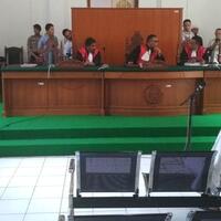 eks-panglima-laskar-jihad-jafar-umar-thalib-didakwa-undang-undang-darura