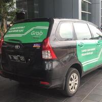 biaya-izin-taksi-online-mahal-kemenhub-makanya-masuk-koperasi