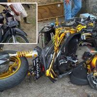 heboh-yamaha-xmax-hancur-berantakan-tabrakan-dengan-honda-supra-ternyata-ini-faktanya