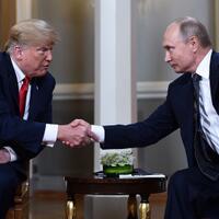 ditanya-rencana-pembicaraan-dengan-putin-trump-bukan-urusan-anda