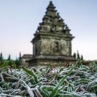 dieng-sungguh-dingin