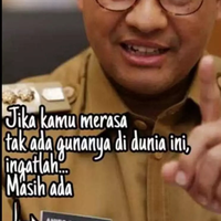 anies-wacanakan-pns-dki-jakarta-bekerja-pakai-baju-persija