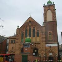 subhanallah-gereja-terbesar-ini-sekarang-beralih-fungsi-menjadi-masjid