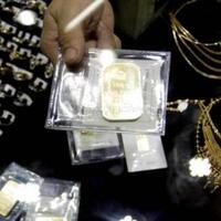 harga-emas-antam-kembali-turun-ke-rp699000-gram