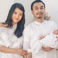 raditya-dika-unggah-foto-anak-mirip-bapak-atau-ibunya