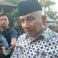 prabowo-bertemu-dan-peluk-jokowi-amien-rais-kok-mendadak-nyelonong