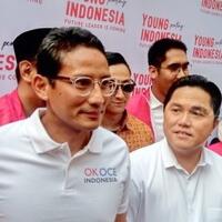 berencana-duet-di-pilpres-2024-sandiaga---erick-thohir-tersenyum