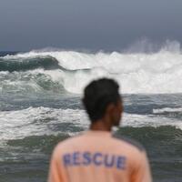 gelombang-sangat-berbahaya-melanda-perairan-aceh-banten