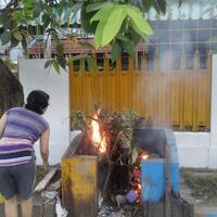 bakar-sampah-pagi-pagi-sebuah-tindakan-tak-terpuji