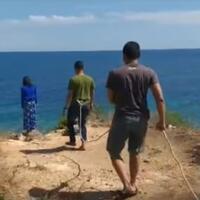 video-lihat-polisi-gagalkan-aksi-percobaan-bunuh-diri-di-majene