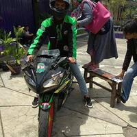 5-tips-naik-motor-agar-aman-no-4-cara-pintar-dan-kekinian