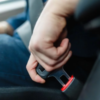 6-kesalahan-mengendarai-mobil-saat-ayah-mengantar-anaknya-ke-sekolah