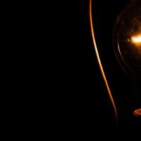 badai-geomagnetik-hingga-trafo-meleduk-7-penyebab-mati-lampu-terparah-di-dunia