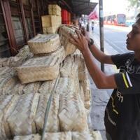 jual-satu-besek-untuk-daging-kurban-rp-7500-pedagang-sempat-diprotes