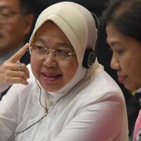 mega-masukkan-risma-ke-dpp-pdip