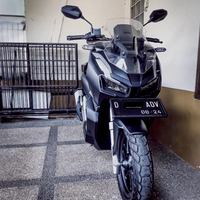 lounge---honda-adv-150---skutik-adventure---ready-to-explore