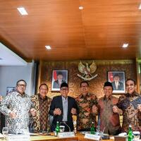 demi-politik-akomodasi-pimpinan-mpr-diusulkan-10-orang