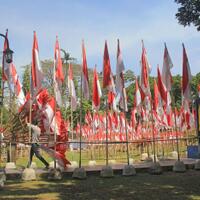 dua-pemuda-riau-bantah-kencingi-bendera-merah-putih