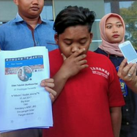 teganya-tukang-bakso-tawarkan-threesome-dengan-istrinya-yang-hamil-4-bulan