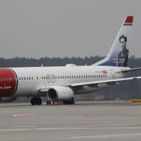mesin-boeing-787-norwegian-air-rontok-di-italia