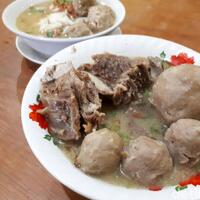 bagi-pecinta-baso--wajb-mampir-kesini-ya