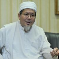 lagi-heboh-video-uas-soal-salib-tengku-zul-beri-dukungan