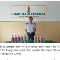 sedang-viral-seorang-turis-tertangkap-karena-pasir-ada-apa-ya