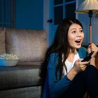 agan-suka-nonton-film-seri-waspada-dampak-buruk-binge-watching