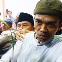 denny-siregar-demo-bela-somad