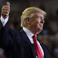 trump-usulkan-gunakan-bom-nuklir-agar-badai-tak-terjang-as