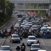 mobil-pengangkut-barang-harus-ganti-plat-kuning-agar-tak-kena-ganjil-genap