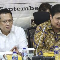 kantor-dpp-golkar-molotov-sampai-perjudian