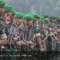 kerusuhan-di-deiyai-11-senjata-api-milik-tni-ad-hilang-serda-rikson-gugur