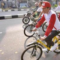 pagi-ini-jokowi-akan-bersepeda-di-borobudur-dan-bagikan-sertifikat-tanah