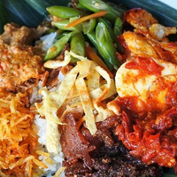 8-nasi-uduk-enak-di-jakarta-utara-yang-gurihnya-mantap