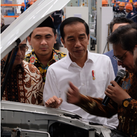 jokowi-esemka-wajib-dibeli-kalau-beli-yang-lain-kebangetan