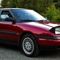 jangan-ngaku-anak-90an-kalo-gak-pernah-ngeliat-nih-mobil-merajai-jalanan-indonesia