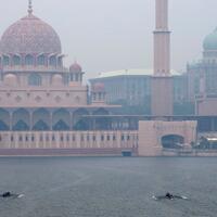 menteri-lhk-tegaskan-tak-ekspor-asap-ke-malaysia