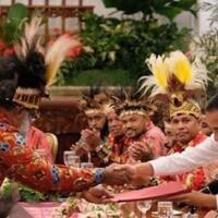 begini-jokowi-jawab-10-permintaan-tokoh-papua