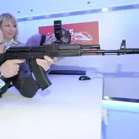 kalashnikov-produsen-senjata-yang-tidak-hanya-memproduksi-senjata