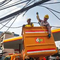 proyek-trotoar-ombudsman-jakarta-minta-dki-stop-potong-kabel