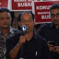 guru-besar-ugm-buatkan-puisi-untuk-jokowi