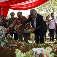 xanana-gusmao-datangi-keluarga-habibie-berikan-2-pucuk-surat