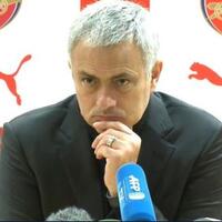 rumor-panas-jose-mourinho-gantikan-unai-emery-di-arsenal-pantes-gak
