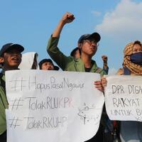 mahasiswa-sebut-dpr-fasis-dan-anti-demokrasi